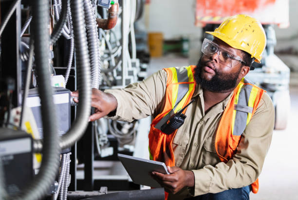 Best Electrical Contractors for Businesses  in Wenatchee, WA